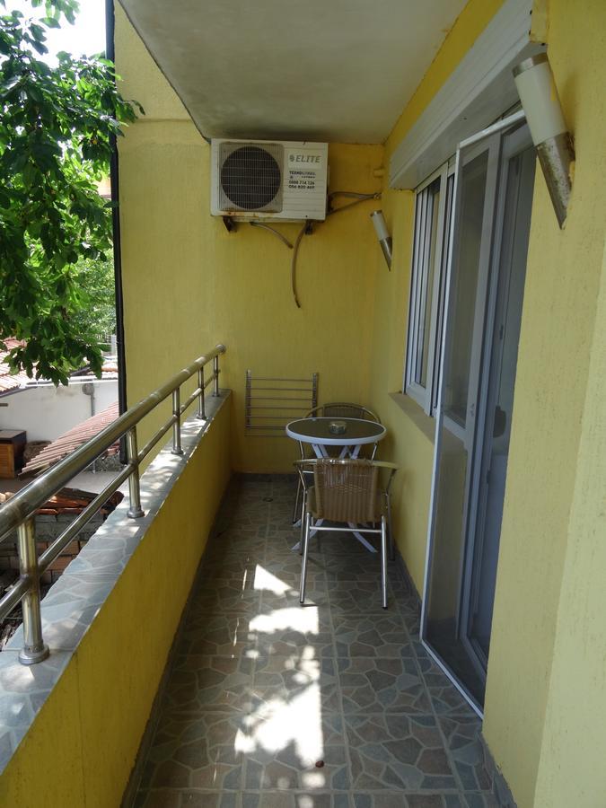 Blue House Apartment Tsarevo Exterior photo